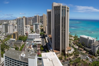 Sheraton-Waikiki-Beach-Resort